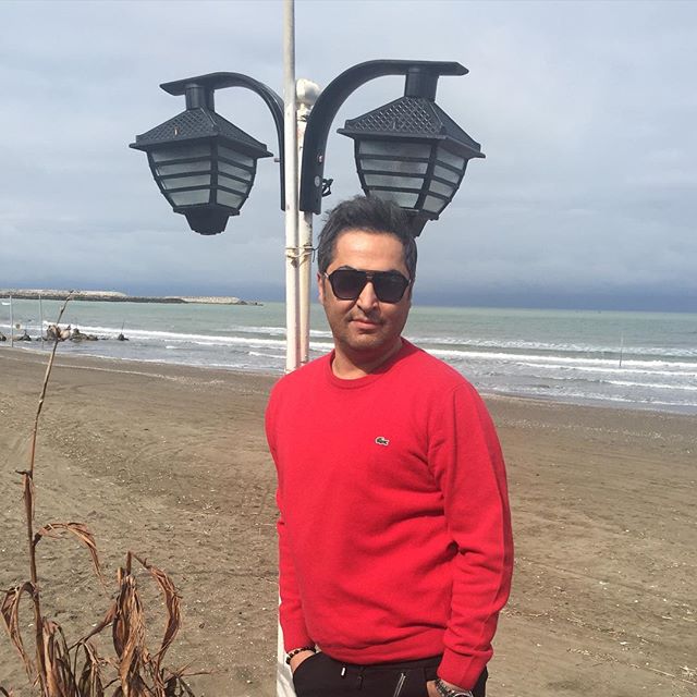 مهرداد میناوند