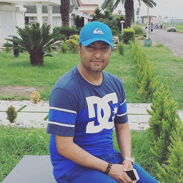 مهرداد میناوند
