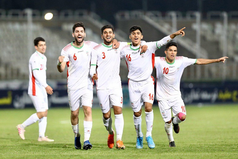 شادِ شادِ شاد، جشن دومین برد پیاپی (عکس)
