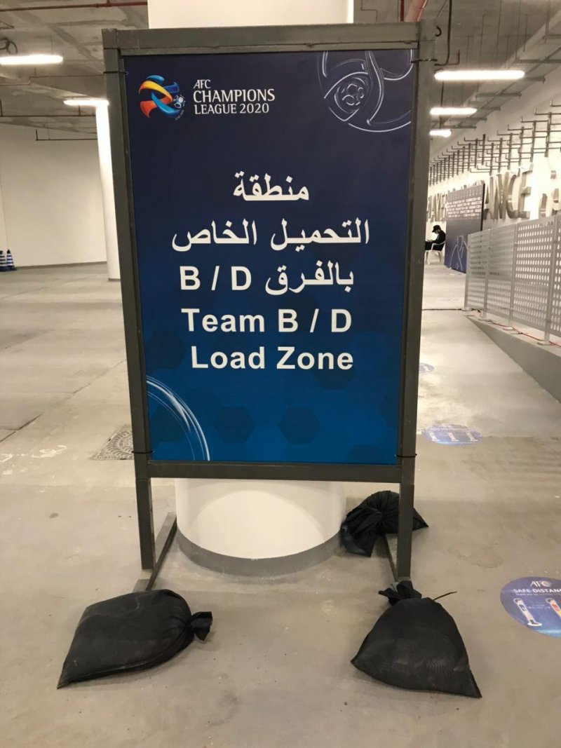 1528272