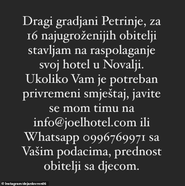 1557945