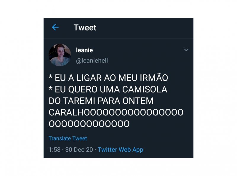 1558126