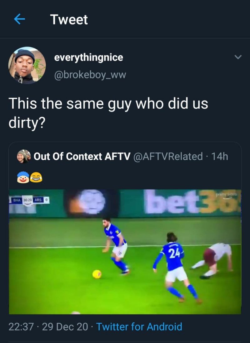 1558140