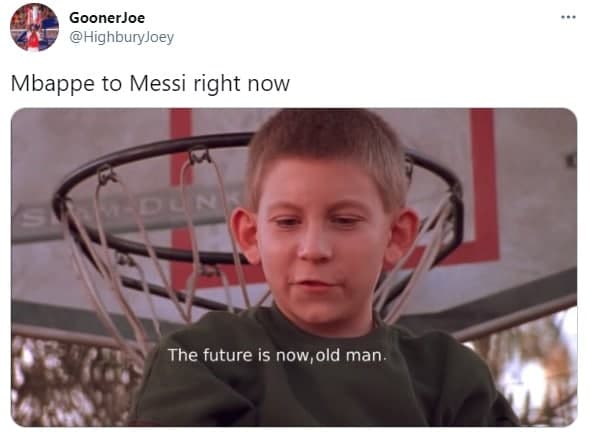 1573421