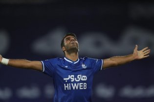 مردی و مردانگی هیچ ربطی به هم ندارند!/ تشکر مرادمند از هم‌تیمی‌هایش در استقلال