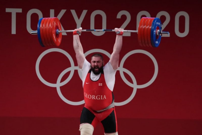 1630948