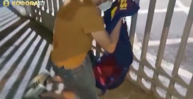 1631529