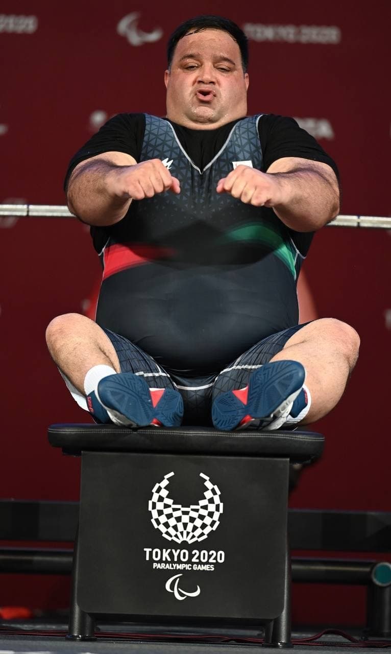 1638799