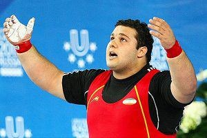بهادر مولایی تعلیق موقت شد