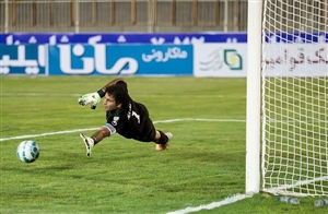 هوری قهر نکرده، مصدوم است!