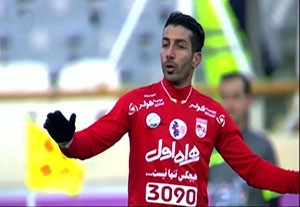 محمد ایران پوریان بازیکن شگفتی ساز تراکتور