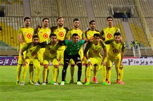 نشست مالک باشگاه نفت با درخشان و شاگردانش