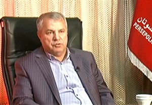 علی پروین راهی بیمارستان شد