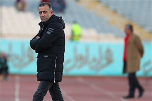 کمالوند فرار رو به جلو میکند