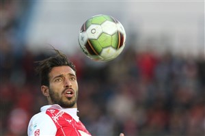 خلیلزاده: شیطنت نکنید، مشکل نخاع ندارم!