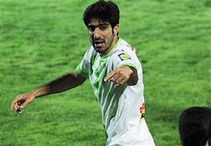 ستاره ذوبآهن از اخراج گریخت