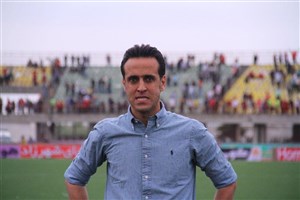 انتقاد علی کریمی از حمید استیلی