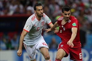 عزت اللهی: بقیه تیمها برابر اسپانیا چه کاری میکنند؟