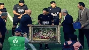 تجلیل از علیرضافغانی پیش از بازی سپیدرود-پدیده