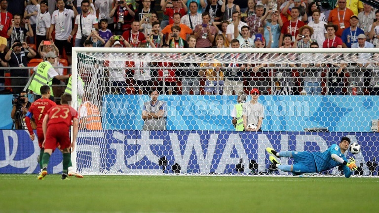 گرفتن پنالتی رونالدو توسط بیرانوند در بازی ایران و پرتغال در جام جهانی 2018 روسیه